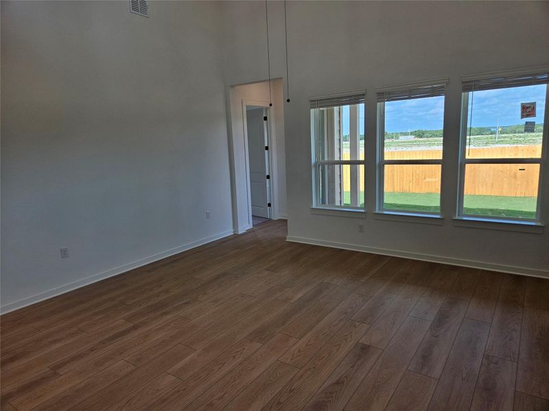Spacious, unfurnished interior of a new home in Estancia West, Manchaca (Image 35). Spacious, unfurnished interior of a new home in Estancia West, Manchaca (Image 35).