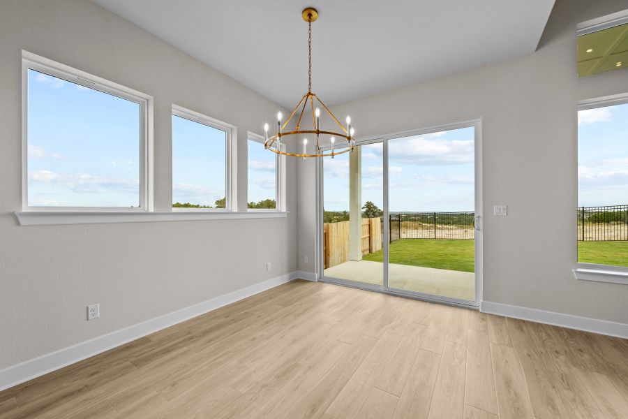 The Bluebonnet - Dining