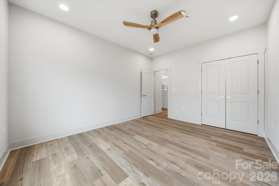 Spacious, unfurnished interior of a new home in , Taylorsville (Image 20).