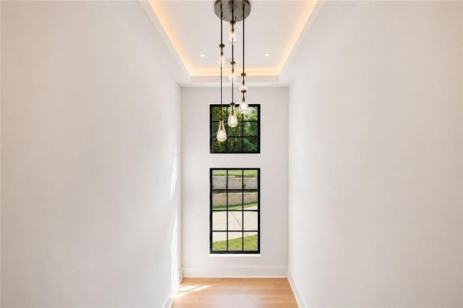 Spacious, unfurnished interior of a new home in , Alpharetta (Image 96).