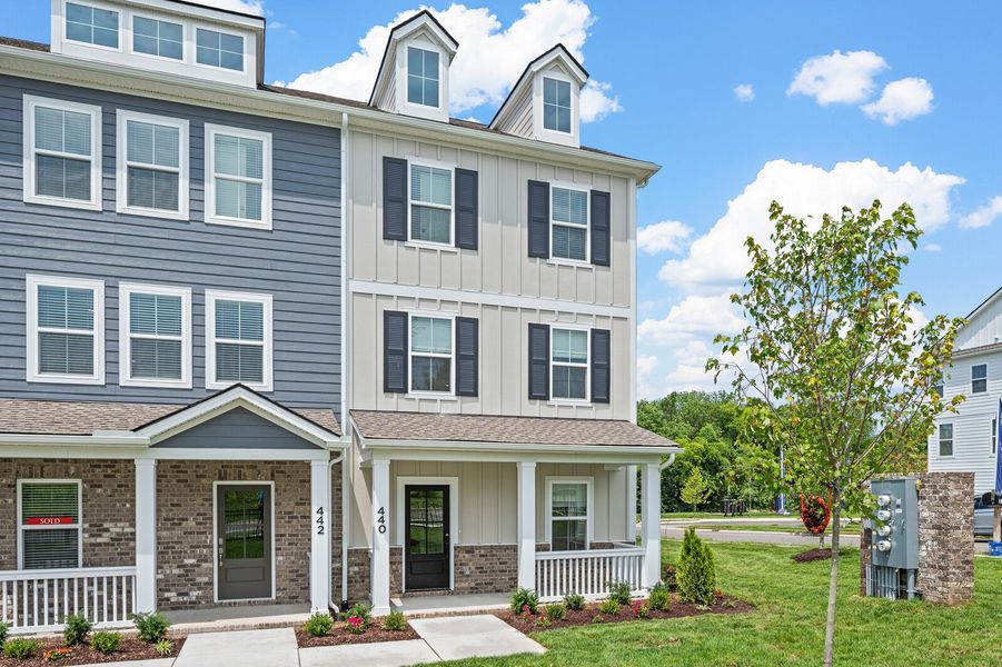 1,822sf New Home in Lavergne, TN. - Slide 1 1,822sf New Home in Lavergne, TN. - Slide 1