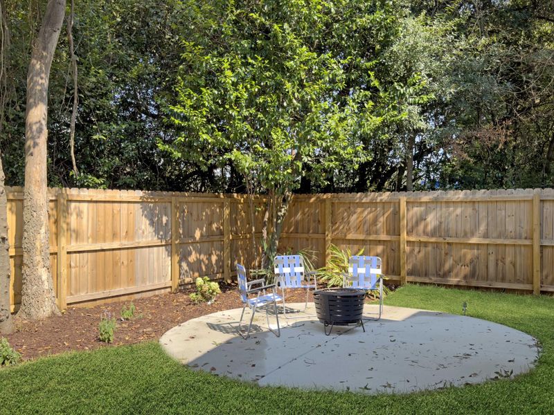 Exterior details and patio area of a home in , James Island (Image 28).