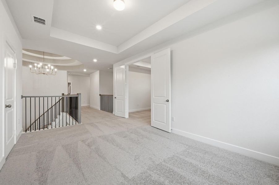 Spacious, unfurnished interior of a new home in Provence, Austin (Image 25).