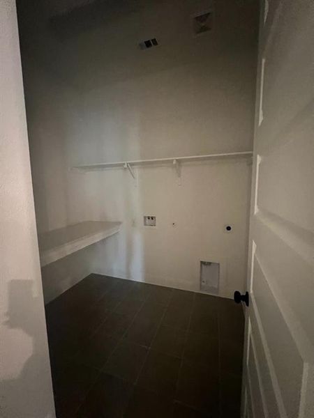 Image 21 of a home in .