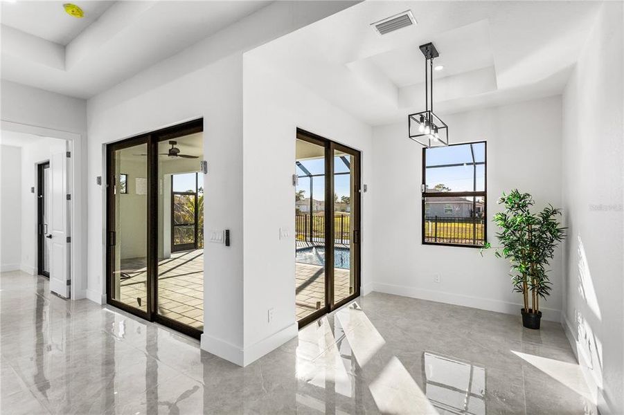 Spacious, unfurnished interior of a new home in , Cape Coral (Image 25).