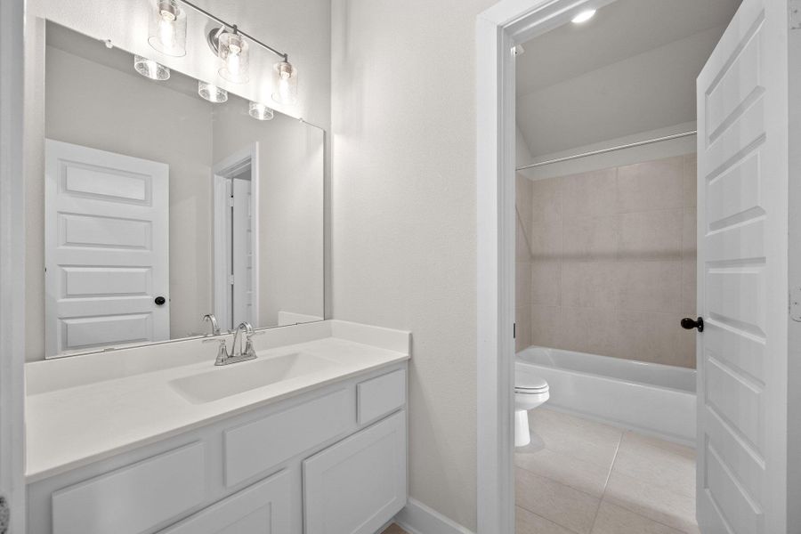 Furnished interior view inside a new home in Nolina - 60', Georgetown (Image 7).