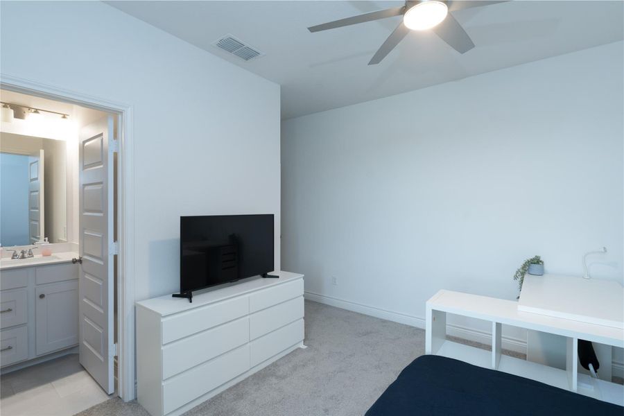 Bedroom 5 with on-suite