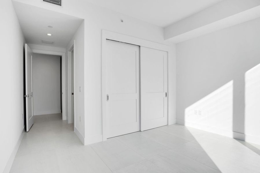 Guest Suite (1) Guest Suite (1)