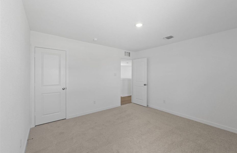 Spacious, unfurnished interior of a new home in Skyview, Belton (Image 17). Spacious, unfurnished interior of a new home in Skyview, Belton (Image 17).