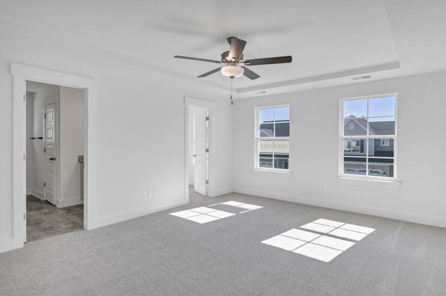 Spacious, unfurnished interior of a new home in Ashton Lakes, Lexington (Image 38).