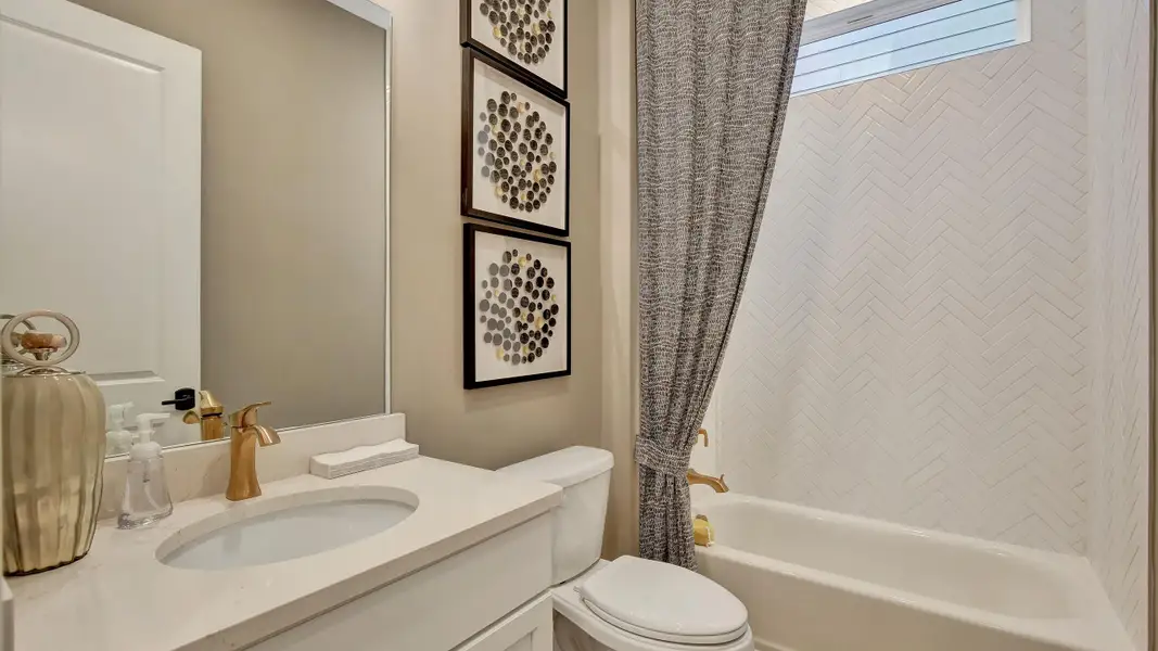 Secondary Bath | Julia Model | Photo from sister community