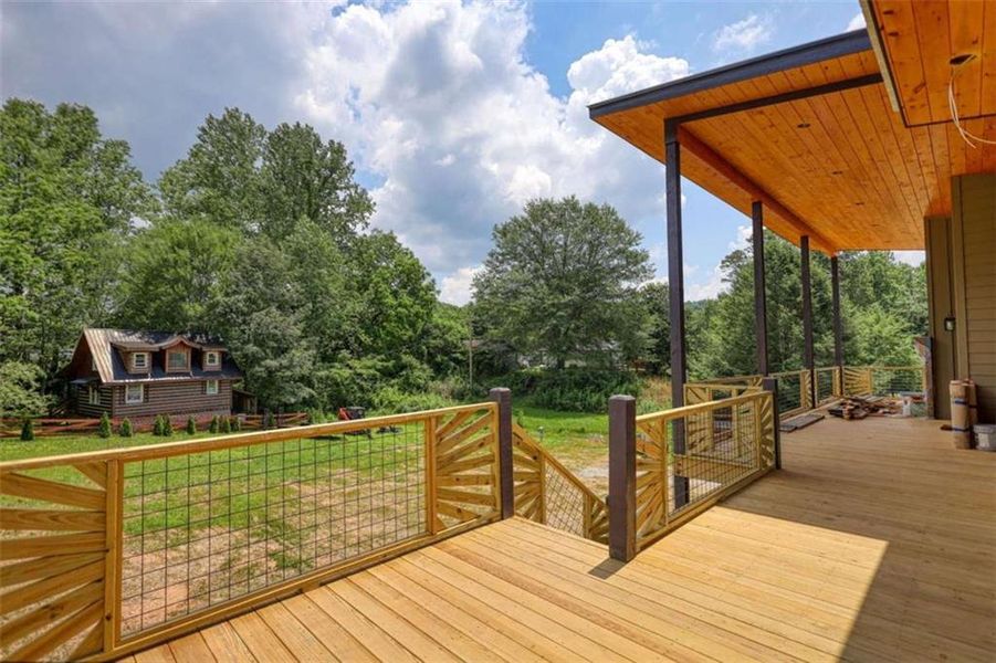 Exterior details and patio area of a home in , Blue Ridge (Image 16).