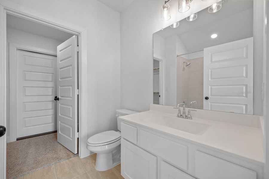 Furnished interior view inside a new home in Nolina, Georgetown (Image 15).