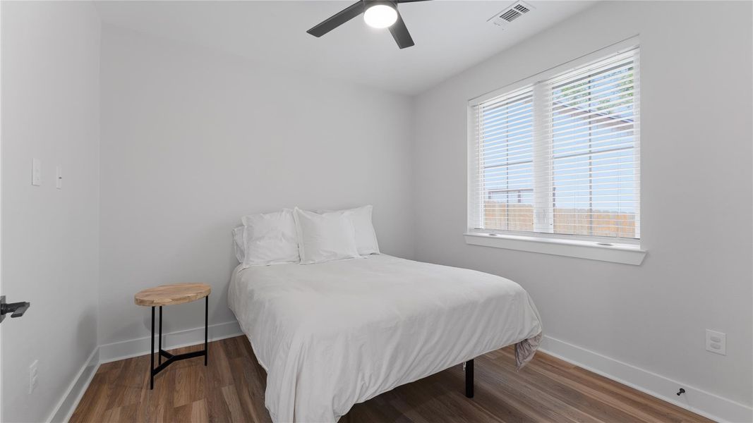 Furnished interior view inside a new home in Elkins Lake, Huntsville (Image 8).