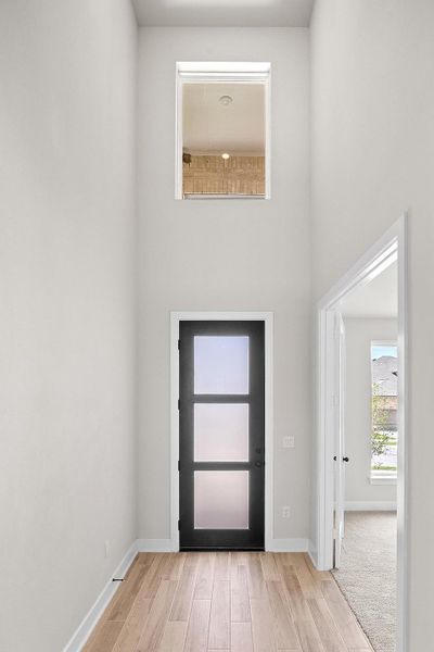 Spacious, unfurnished interior of a new home in Lakeside at Tessera - 50', Lago Vista (Image 14).