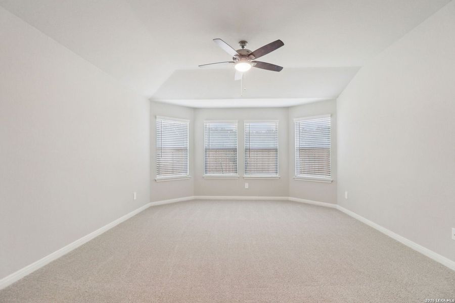 Spacious, unfurnished interior of a new home in Sagebrooke - Classic Series, San Antonio (Image 19).