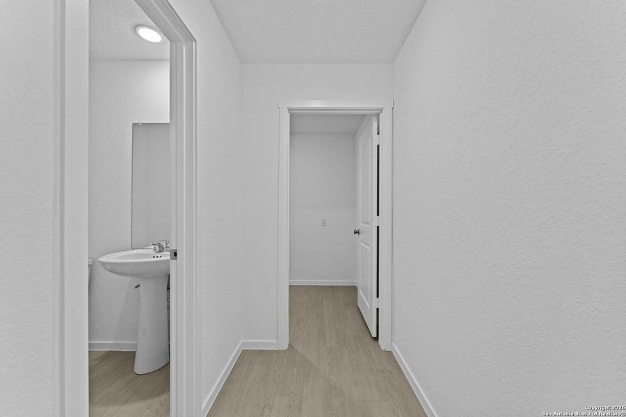 Image 27 of a home in .