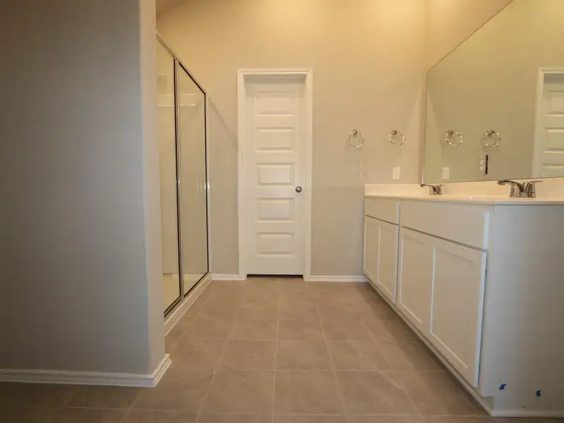 Image 14 of a home in Marble Creek Crossing.