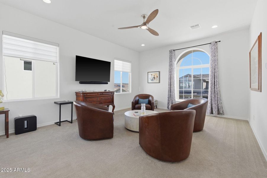 21-web-or-mls-2142 W Hide Tr-21