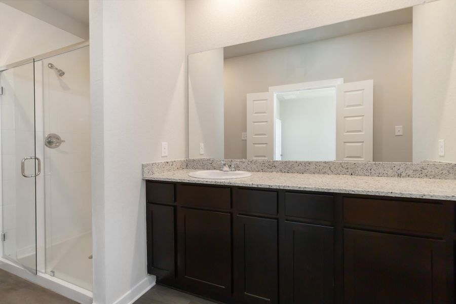 2350 Pink Pearl Drive - Guadalupe - Owner's Bath