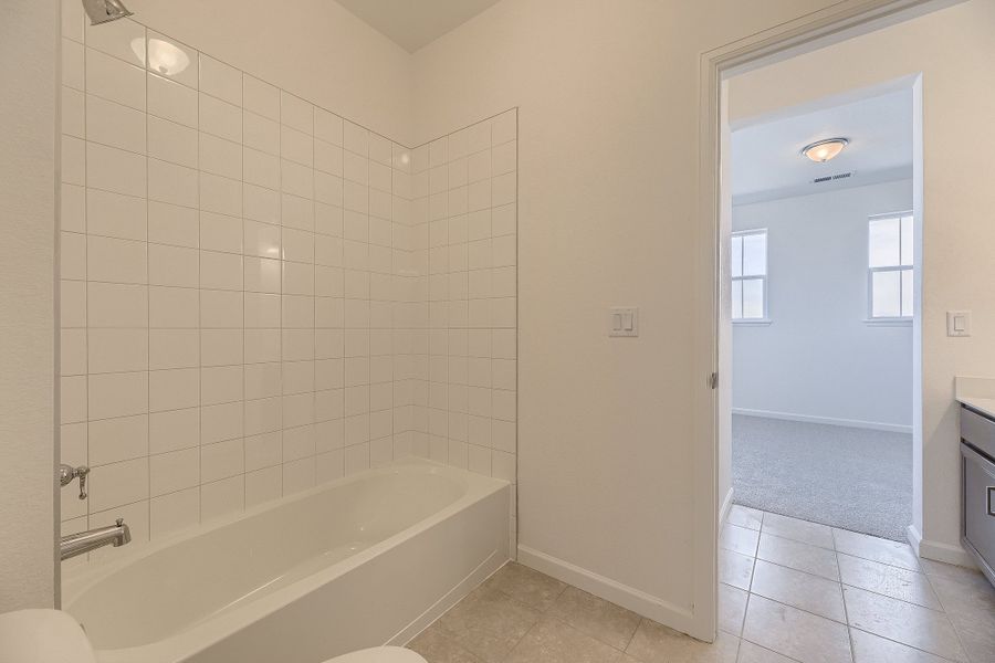 3,095sf New Home in Elizabeth, CO.  - Slide 22