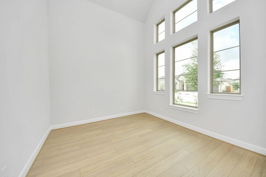 Image 33 of a home in Marvida. Image 33 of a home in Marvida.