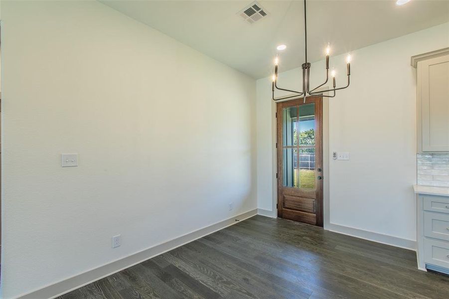 Spacious, unfurnished interior of a new home in , Waco (Image 18).