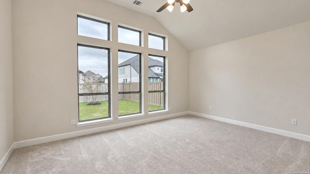 Spacious, unfurnished interior of a new home in Mayfair, New Braunfels (Image 26).