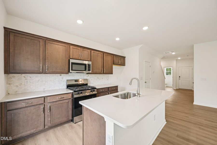 11-web-or-mls-Flagstone Wy-S1110-011