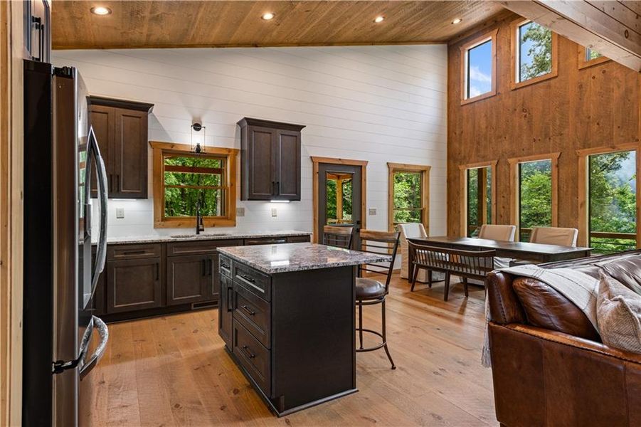 Community amenities in , Blue Ridge (Image 38).