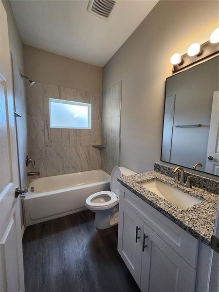 Furnished interior view inside a new home in , Tampa (Image 5).