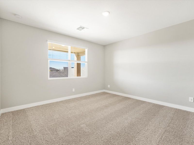 Spacious, unfurnished interior of a new home in Abel Ranch Reserve Series, Goodyear (Image 12).
