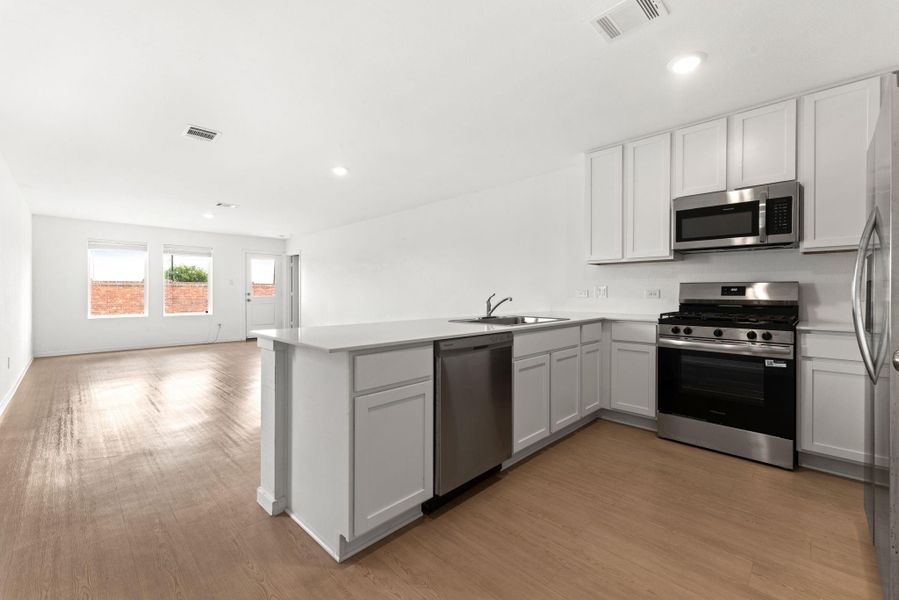 Furnished interior view inside a new home in , Katy (Image 10).