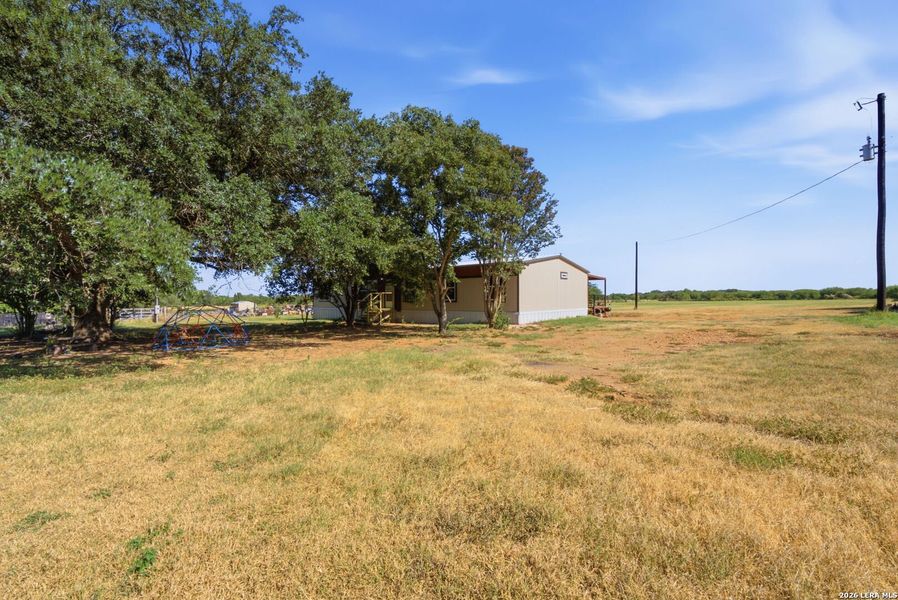 Natural landscape and outdoor views near  in Devine (Image 32).