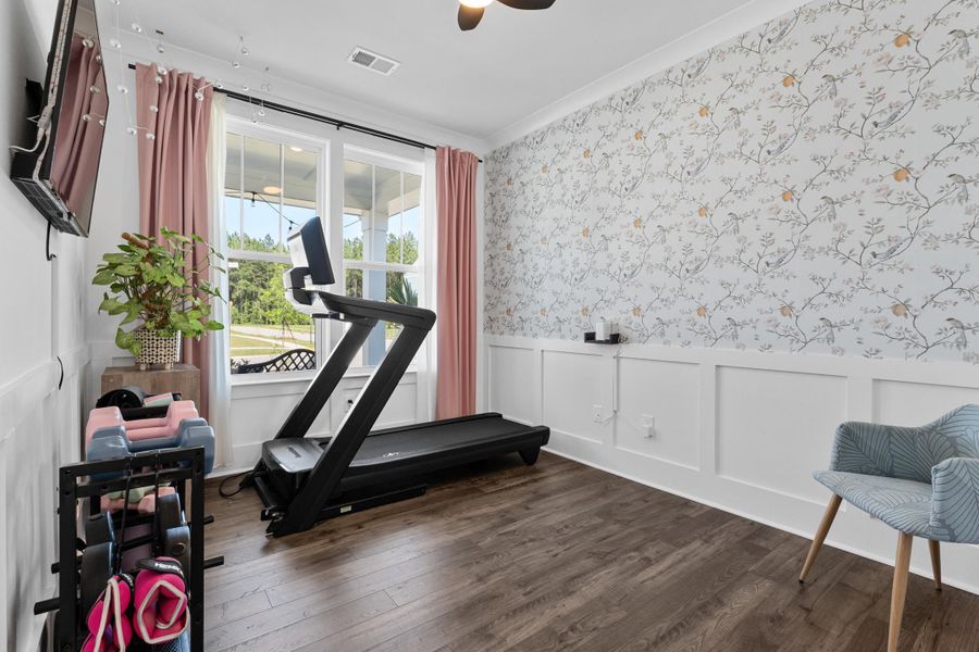 Furnished interior view inside a new home in , Ravenel (Image 9).