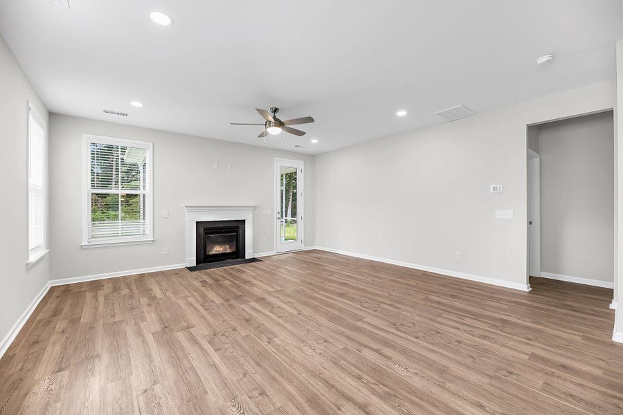 Spacious, unfurnished interior of a new home in Abbey Walk, Moncks Corner (Image 10).