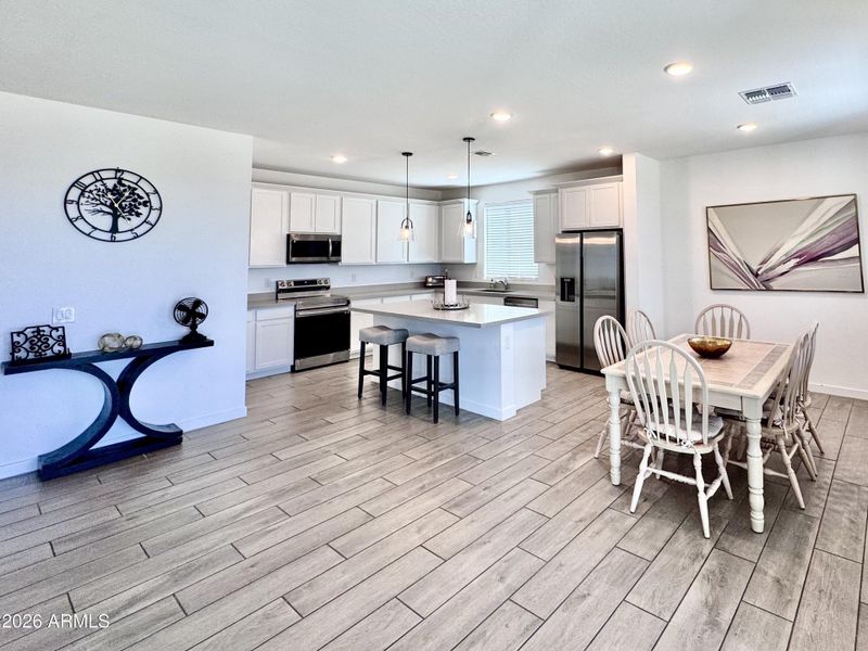 Entertainer’s Main Space