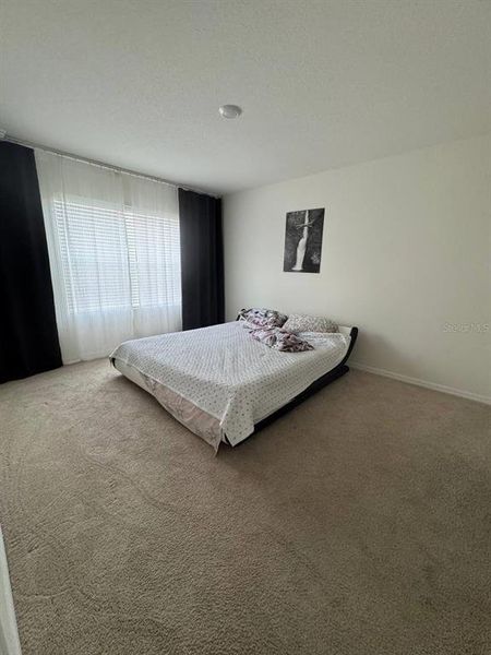 Furnished interior view inside a new home in , Clermont (Image 16).