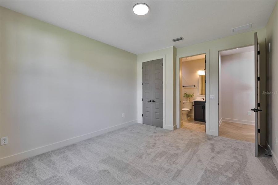 Spacious, unfurnished interior of a new home in , Tampa (Image 59). Spacious, unfurnished interior of a new home in , Tampa (Image 59).