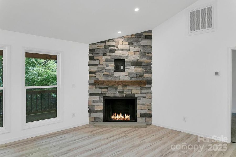 Gas Fireplace!