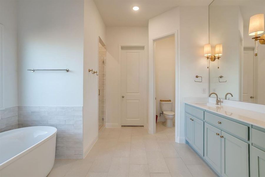 Furnished interior view inside a new home in , Aledo (Image 22).