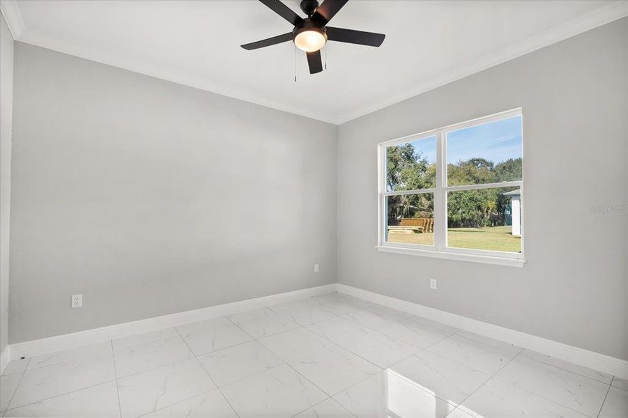 Spacious, unfurnished interior of a new home in , Leesburg (Image 14).