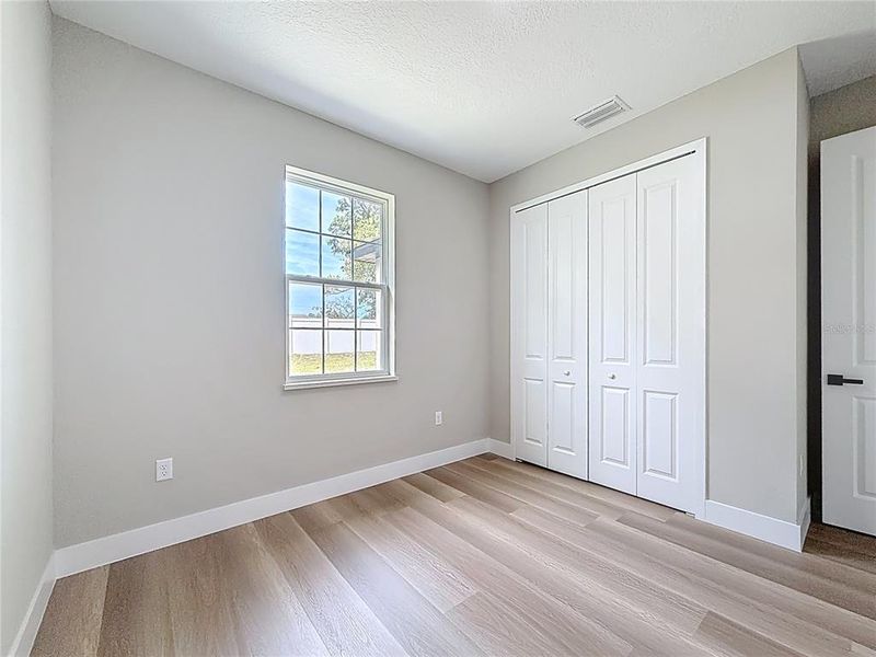 Spacious, unfurnished interior of a new home in , Citrus Springs (Image 18).