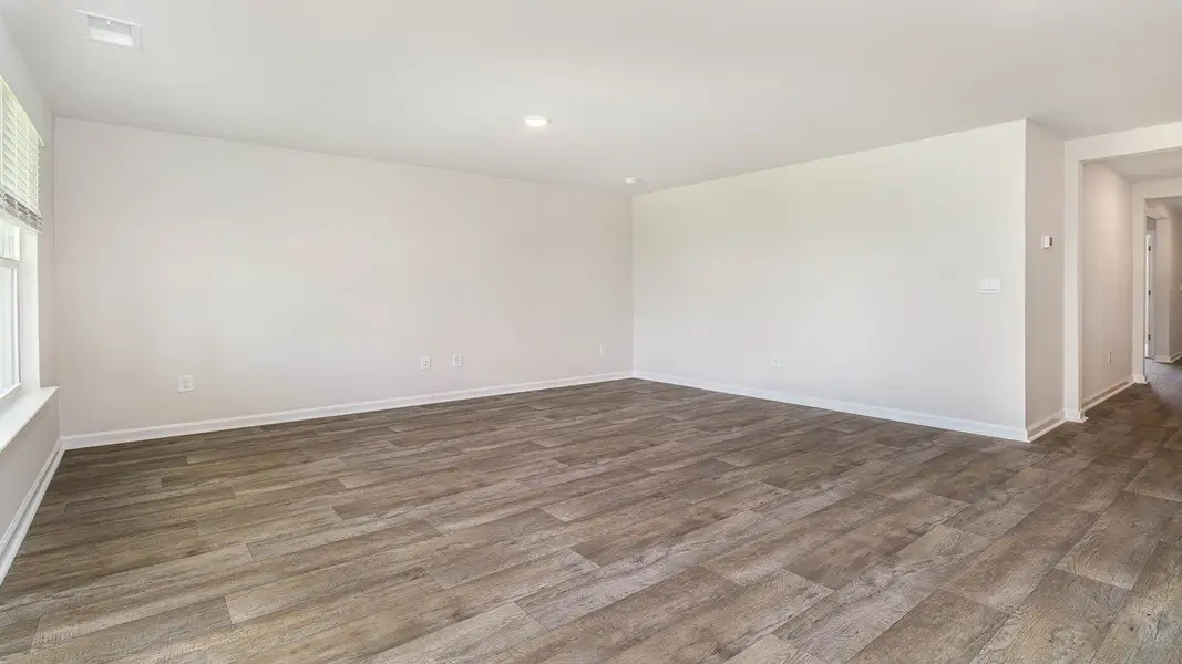 Spacious, unfurnished interior of a new home in Heritage Crossing, Conway (Image 13).