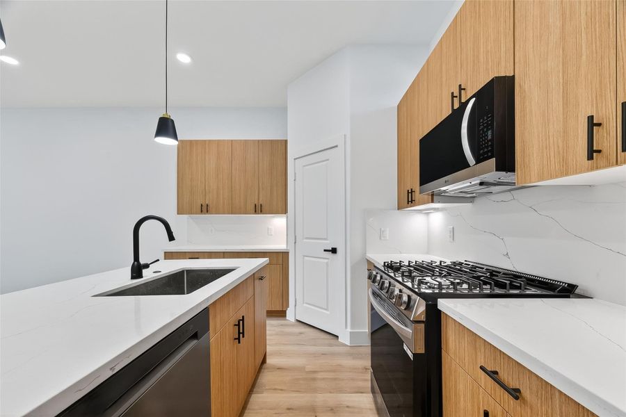 Furnished interior view inside a new home in , Houston (Image 6). Furnished interior view inside a new home in , Houston (Image 6).