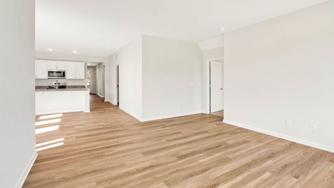 Spacious, unfurnished interior of a new home in Grayson Park, Leland (Image 25).