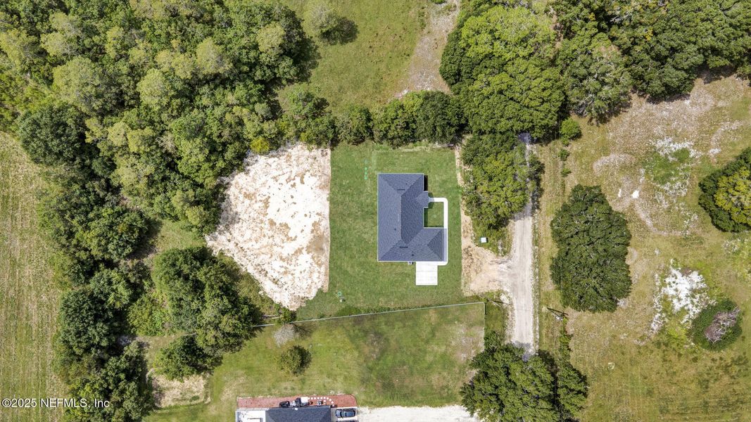 Image 28 of a home in . Image 28 of a home in .