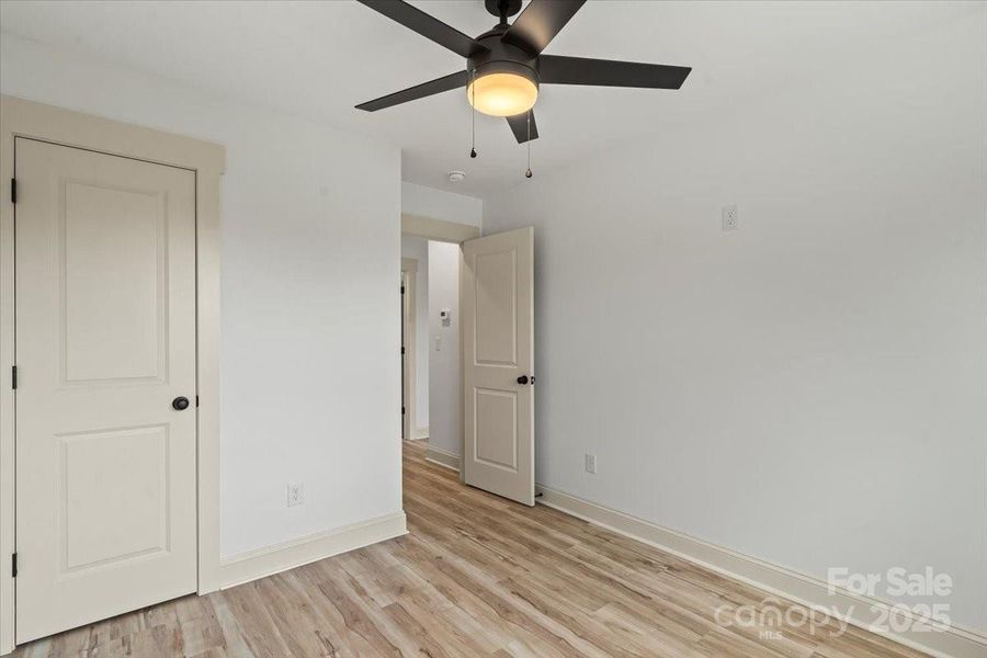 Spacious, unfurnished interior of a new home in , Gastonia (Image 25).
