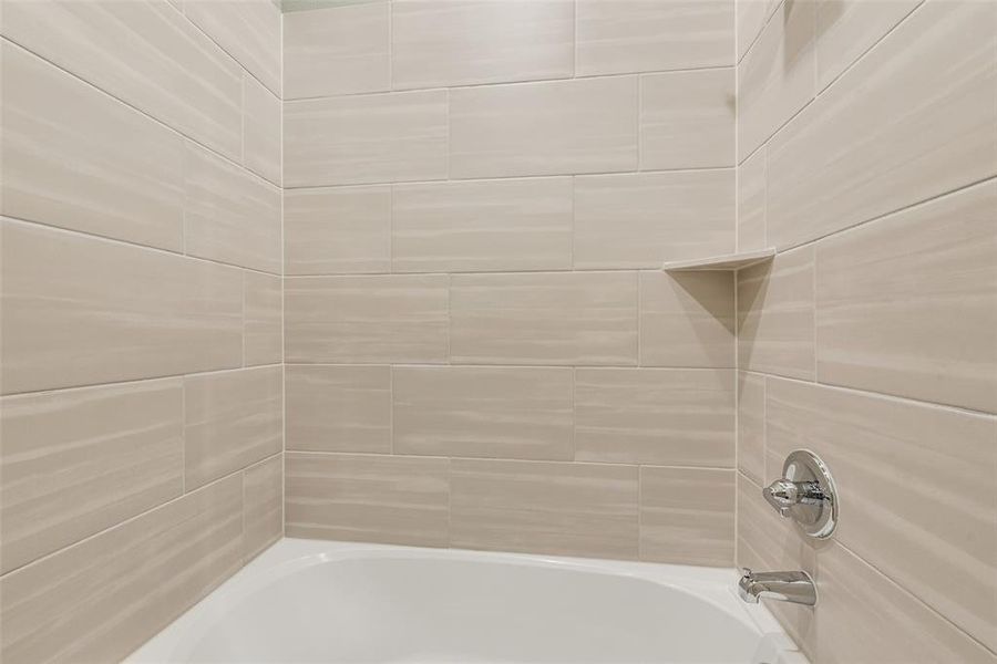 Image 36 of a home in Lincoln Pointe. Image 36 of a home in Lincoln Pointe.