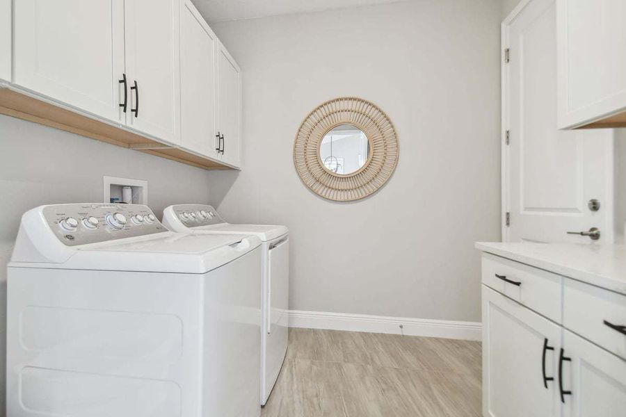 Representative furnished interior of a home built from the 50' Sweetwater by William Ryan Homes in Tamarack at Two Rivers, Zephyrhills (Image 46).